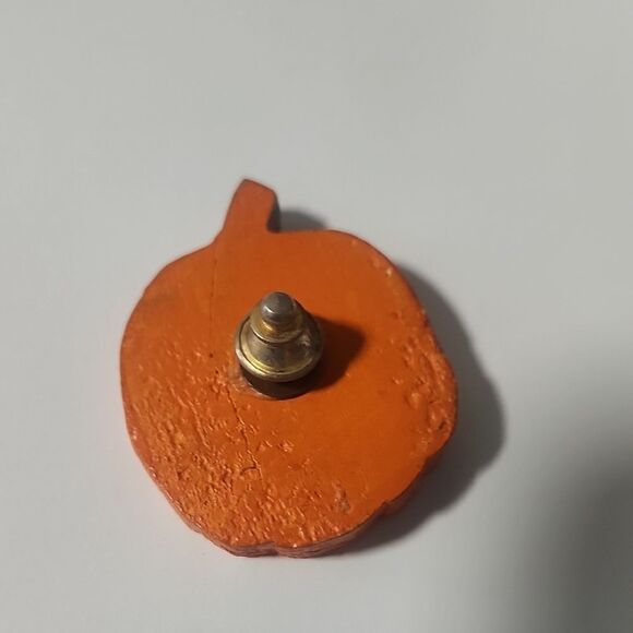 Orange Pumpkin Pin - Picture 3 of 4